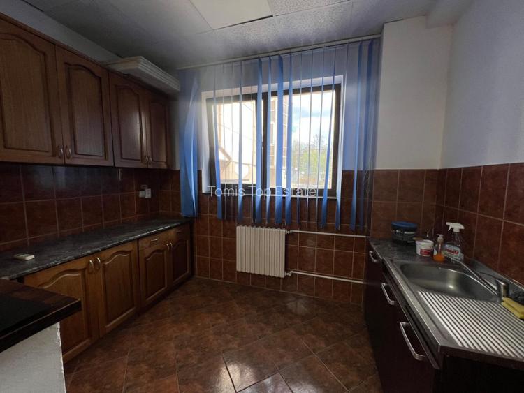 SPATIU COMERCIAL DE INCHIRIAT I 100 MP I ZONA TROCADERO - 2