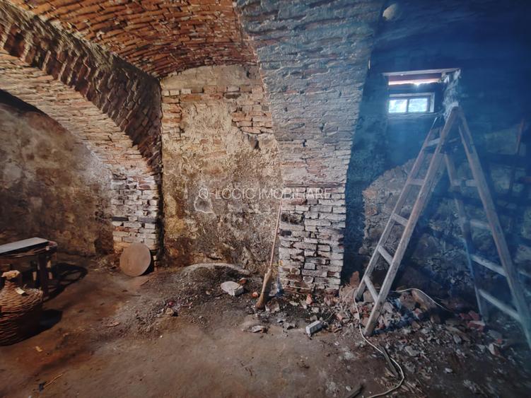 Casa 4 camere libera la vanzare GHIMBAV - 12