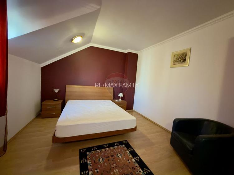 Casă / Vilă 8 camare cartier Beverly Hills Sanmartin - 10