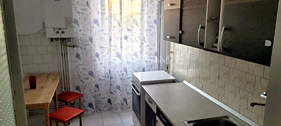 De închiriat: Apartament modern 3 camere, recent renovat | Etaj 3/4 - 4