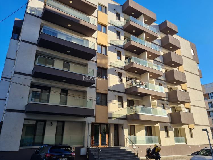 SISESTI - ROMPETROL, 4 CAMERE 83 MP UTILI + CURTE PROPRIE 62 MP, 2XPARCARE! - 24