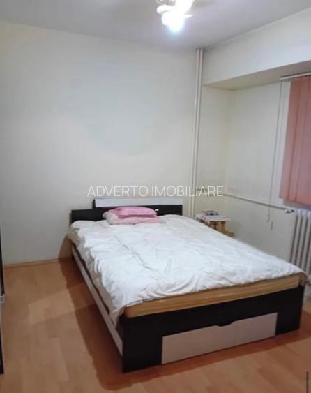 Vânzare apartament 4 camere zona Gorjului - 2