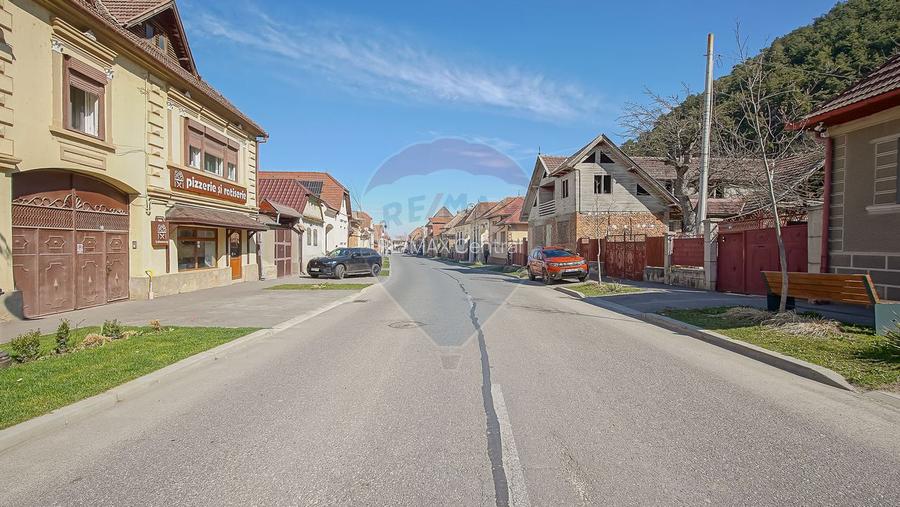 Casă cu 7 Camere + Spațiu Comercial, Oportunitate Rară, Comision 0% - 31