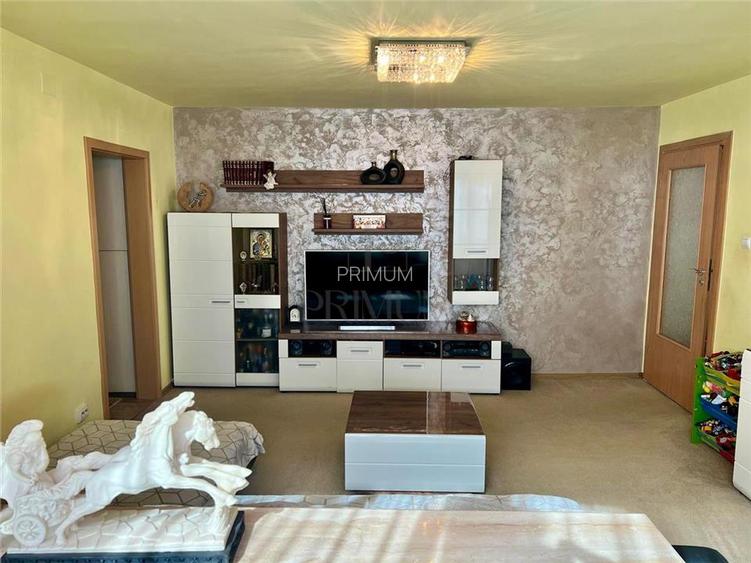 SPITALUL JUDETEAN - PARTER - BLOC IZOLAT - 3 CAMERE - BALCON - CENTRALA PROPRIE - 5