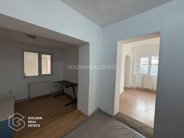 Casa pretabila pentru uz comercial/rezidential, teren 290 mp,  zona Cocorilor - 9