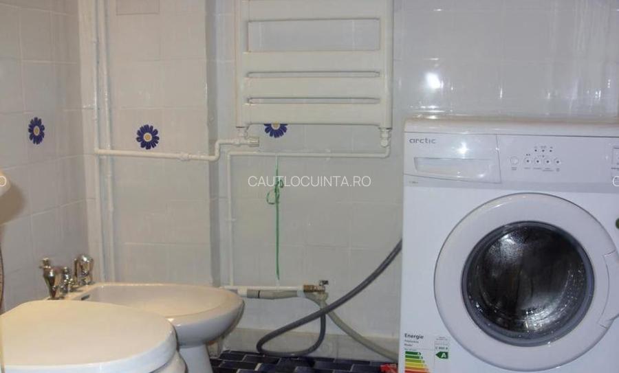 Apartament 3 camere - Ultracentral-Universitate - in bloc construit in anul 1981 - 8