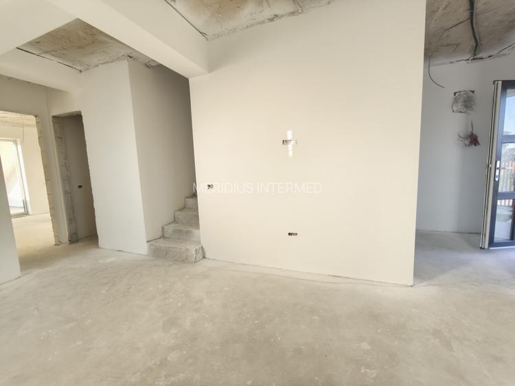 Vila modernă de inchiriat Mamaia Sat pretabil grădinița - 26