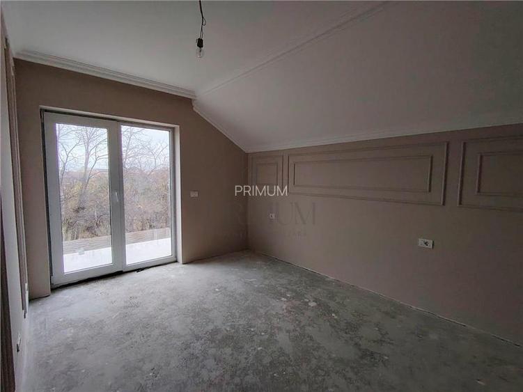 Casa Individuala - RONAT - Dormitor la parter - bucatarie separata. - 14