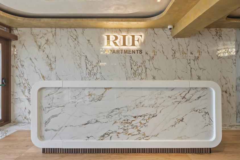 Complex RIF, Apartmente de inchiriat zona Mall Coresi, 4 camere cu 2 bai, 116 mp