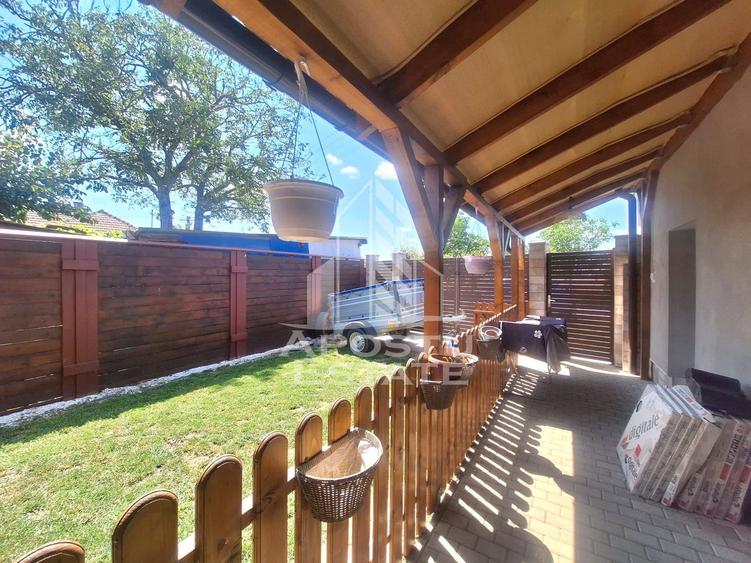 Casa individuala cu 5 camere si terasa, zona linistita Sanicolaul Mic