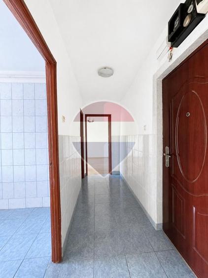 1.767 €/mp | 51 mp utili + balcon 4 mp | Etaj 6/10 | Comision 0