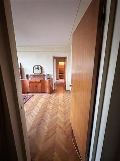 Apartament 3 camere , 2 balcoane zona Centrul Civic- Victoriei
