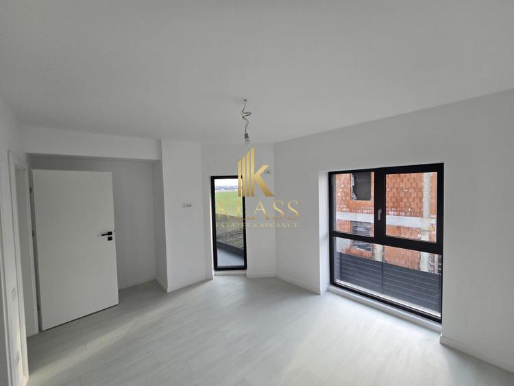 Vila 4 camere Tunari de vanzare