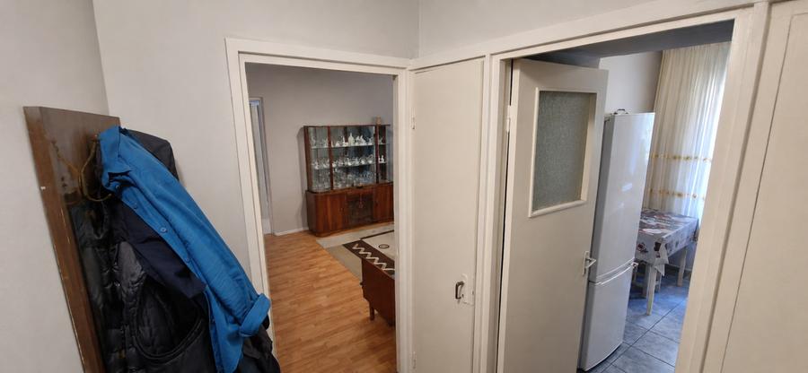 Apartament 2 camere, 41 mp, zona Craiovita Noua