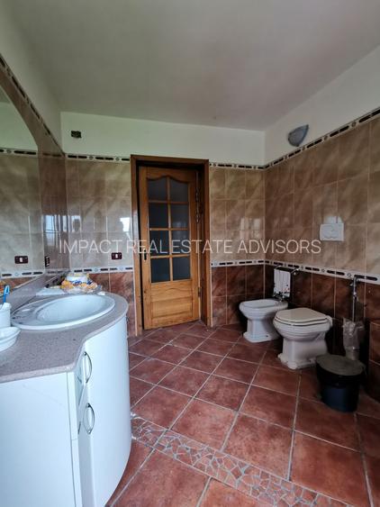 Casa 6 camere  Urechesti-Vrancea constructie 2008 - 8