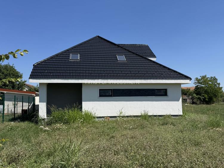 Casa Individuala Becicherecu Mic,P+M,5 Camere,3 Bai,Garaj,Teren Generos - 4