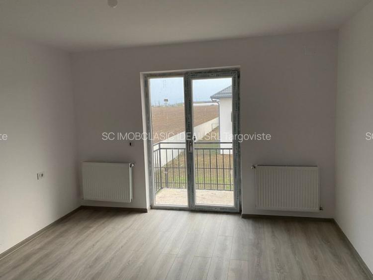 Ulmi,Dambovita VÂNZARE proprietate- casa si teren - 4