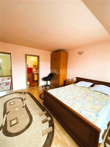 Casa Individuala caramida, fundatie inalta, planseu beton, Garaj, teren 650 mp - 3