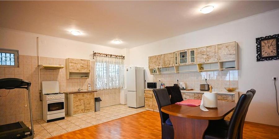 Proprietate unica aproape de centru, locuinta sau investitie. Comision 0%! - 3