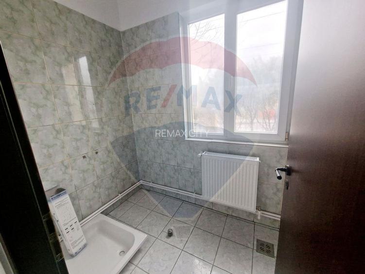 Vilă spațioasă de închiriat – 1 Mai, Piatra Neamț - 17