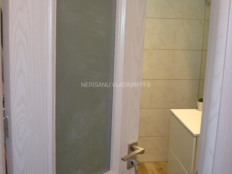 Apartament renovat, mobilat elegant penthhouse Calea Mosilor Metrou Bucur Obor - 16