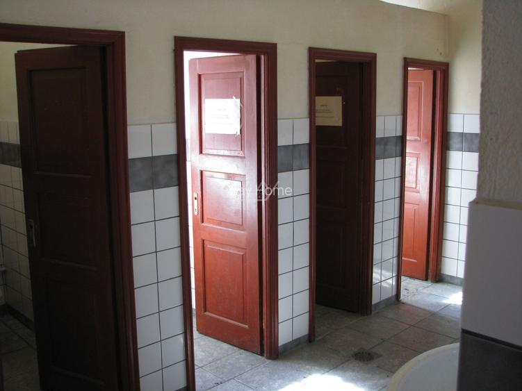 Hala + teren de vanzare! Toate utilitatile. - 4