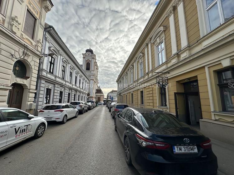 Spatiu comercial în Piața Unirii - 155 mp - 8