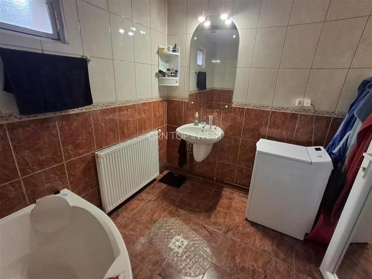 Casa formata din 2 apartamente pivnita zona Turnisor - 22