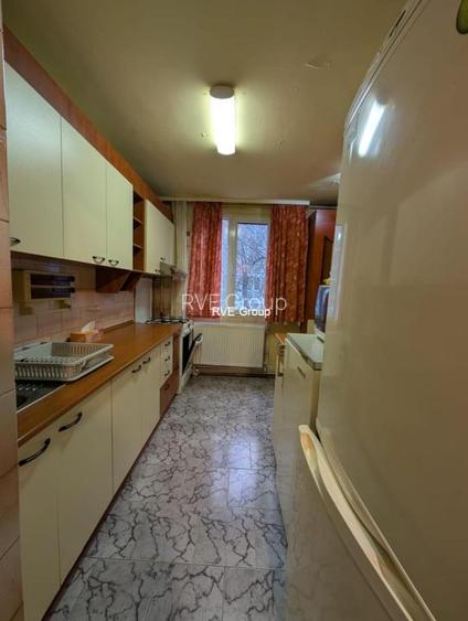 Ap. 3 Cam. (1977, centrala, boxa, parcare) - 400 m. metrou Ap. Patriei - 2