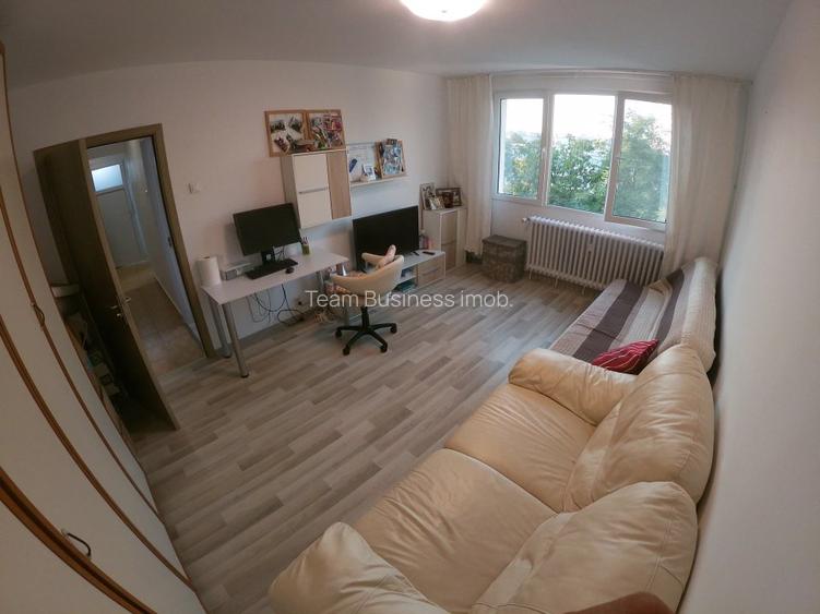 Apartament 2 camere Decomandat Bd Timisoara X Moinesti VIDEO prezentare - 11