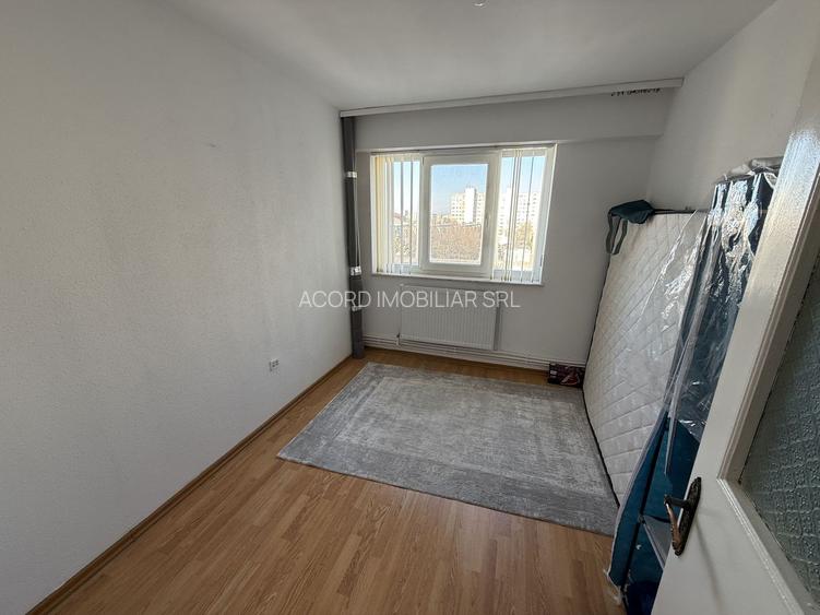 Apartament 3 camere zona Casa de Cultura - 5