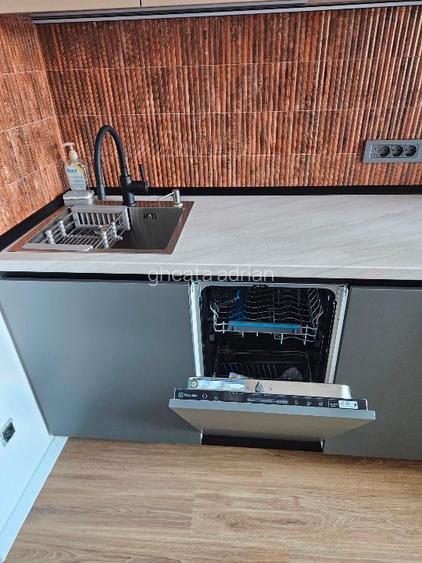 Apartament 3 camere cu finisaje de lux - 10