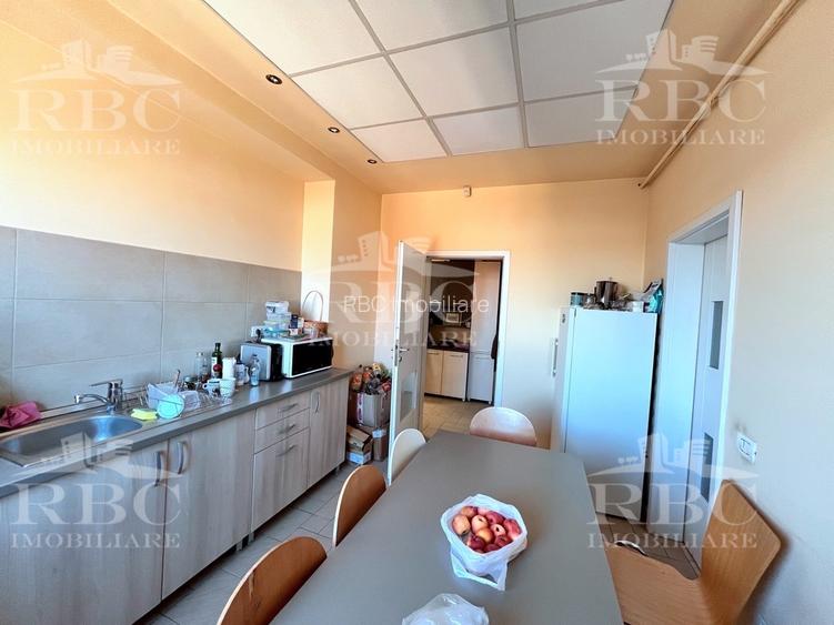 Spatiu birou pretabil si cabinet medical cu 2 parcari Semicentral - 11