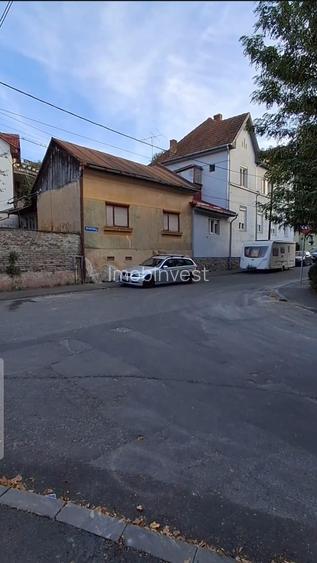De vanzare casa pe str. Avram Iancu colt cu str. Bujorului - 8