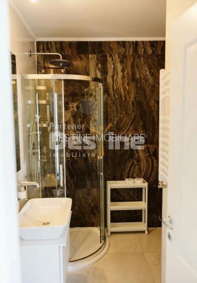 Hotel Marriott-Catedrala | 2 cam | 74mp + 107mp terasa | Mansarda | 296.000 euro - 14