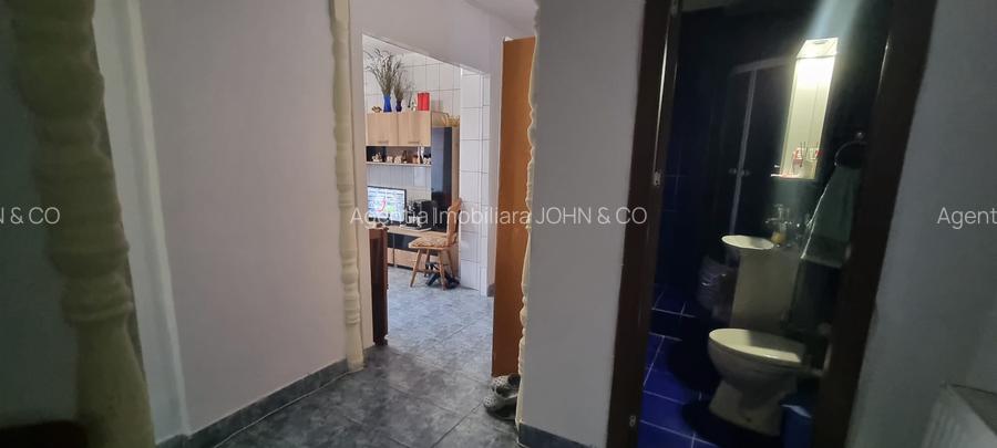 Vand apartament 4 cam. ,Topoloveni, etaj 1, ultracentral, langa Profi - 11