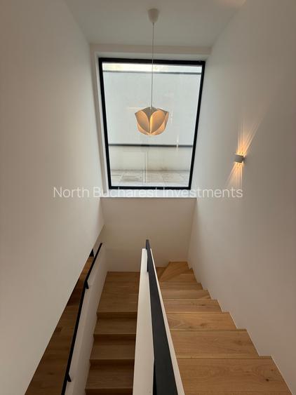 VILA SPATIOASA - 5 CAMERE - PIPERA - COMISION 0% - 12