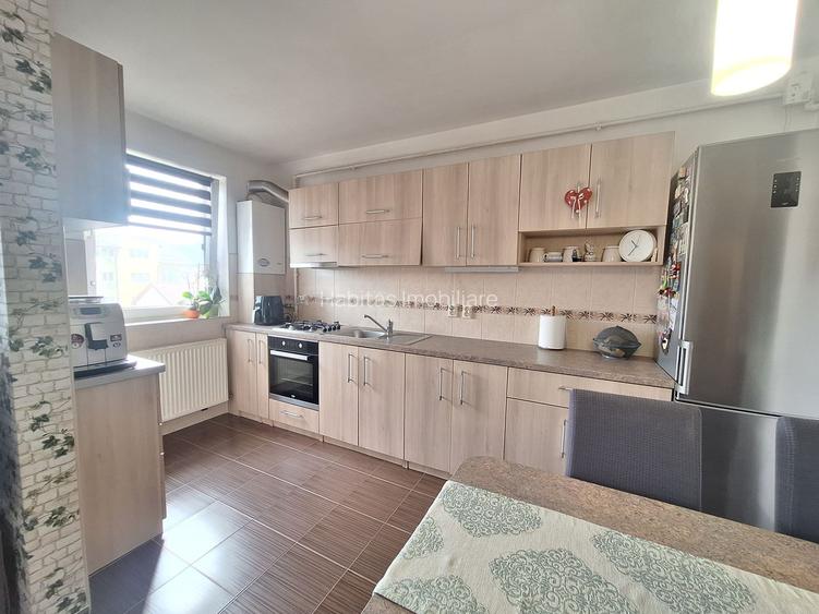 0% comision, 2 camere, strada Florilor, cu parcare, etaj 3/4, Floresti - 4