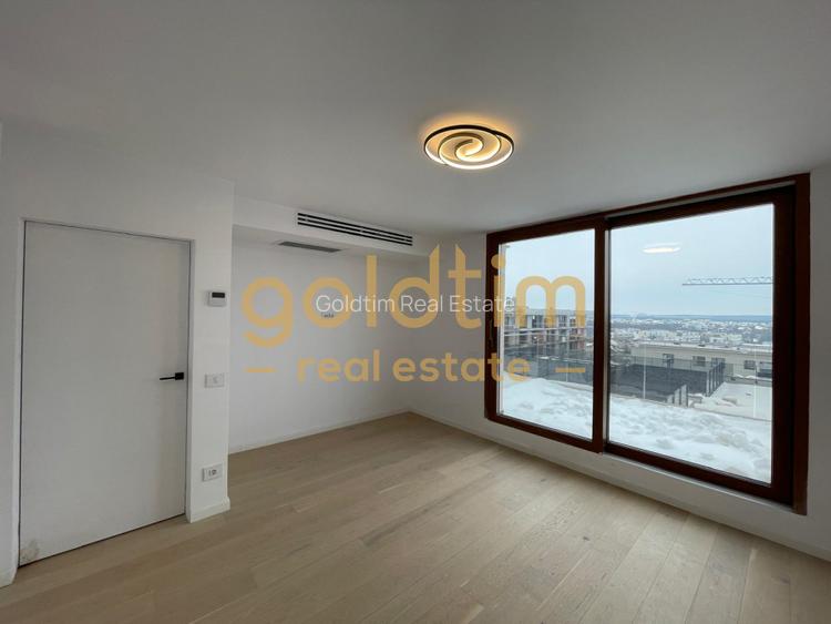 SPATII GENEROASE/PENTHOUSE CU GARDEN FLOOR/ 372 mp utili/PORSCHE NORD - 43