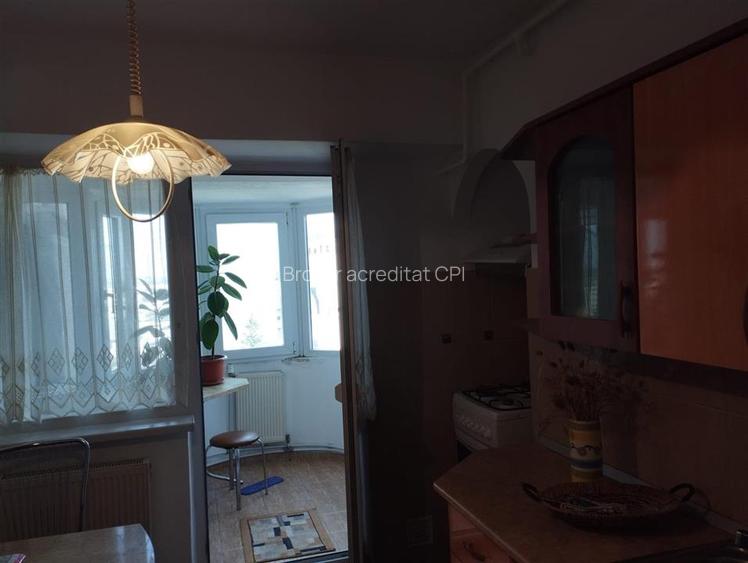 3  camere decomandate centru - 2