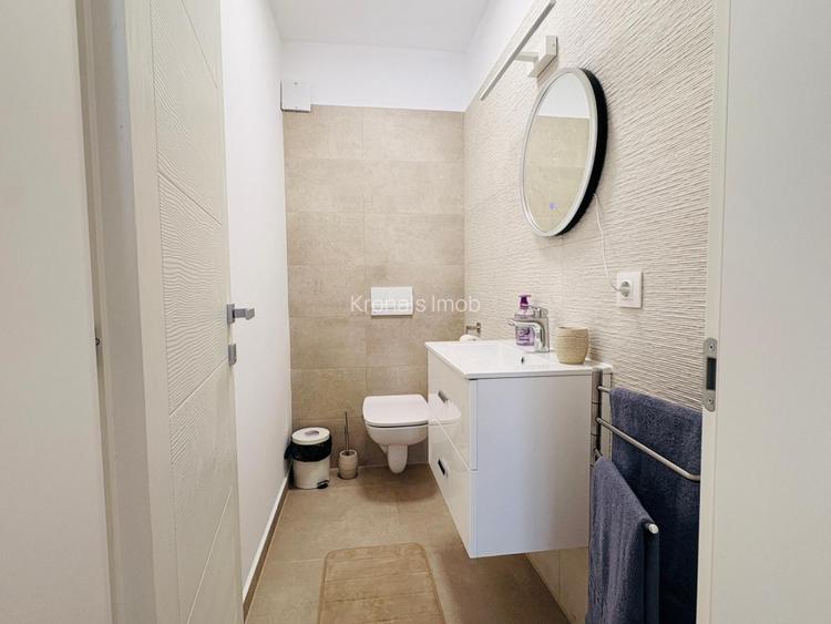 Apartament cu 3 camere, regim vila, Tractorul - 4