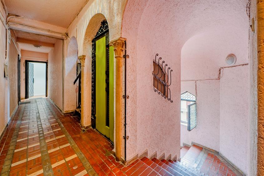 Unicat în Blocul Florentin: 3 camere, 2 băi, renovat integral cu designer