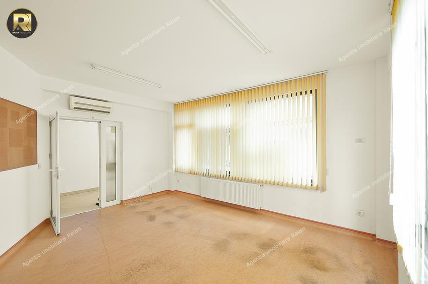 Vanzare spatiu profesional versatil in Galati, Sid-Vest, parter, sup.43 mp