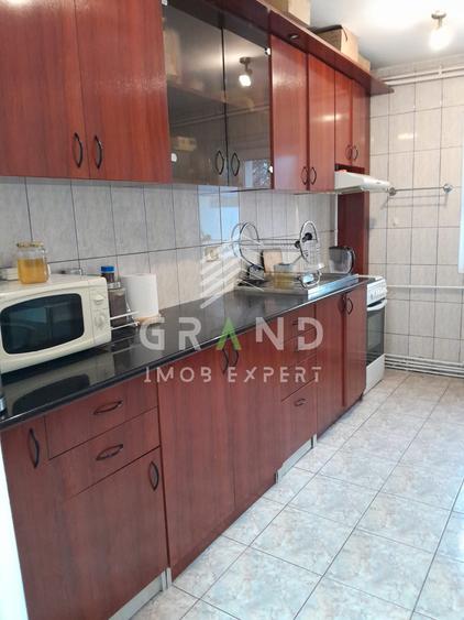 Apartament 3 camere de vanzare, 2 bai, ZORILOR