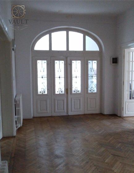 Vila 8 camere- Cismigiu