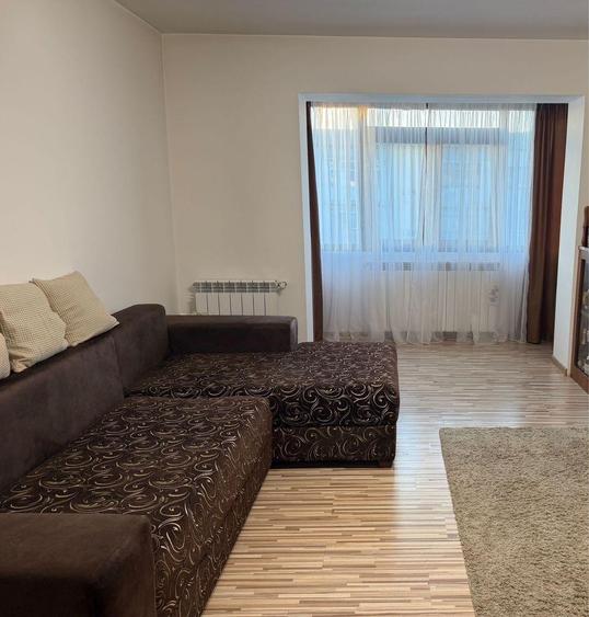 Apartament 3 camere zona Scoala 17 , mansarda , mobilat si utilat