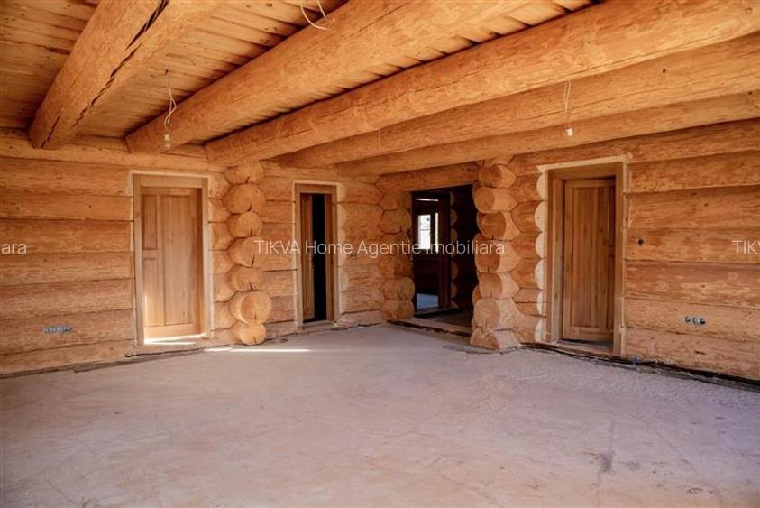 Casa din lemn rotund (Izvoru Muresului, str. Garii) - 6