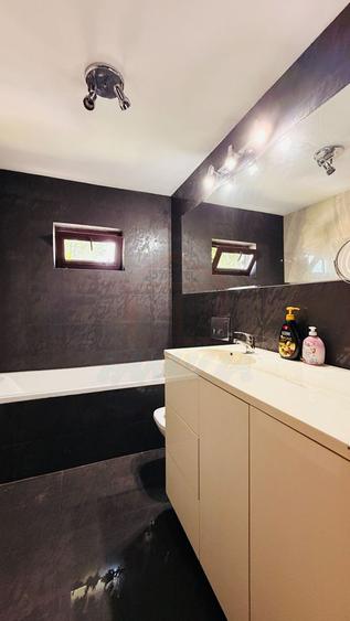 Vand apartament 3 camere IC Frimu in IFR, strada Nae Leonard, Bloc R