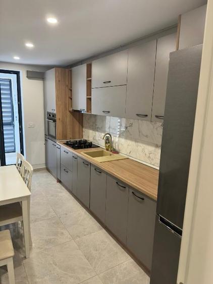 CAMPUS 2 CAMERE ETAJ 1 500 EURO TERMEN LUNG LOC PARCARE SUBTERAN