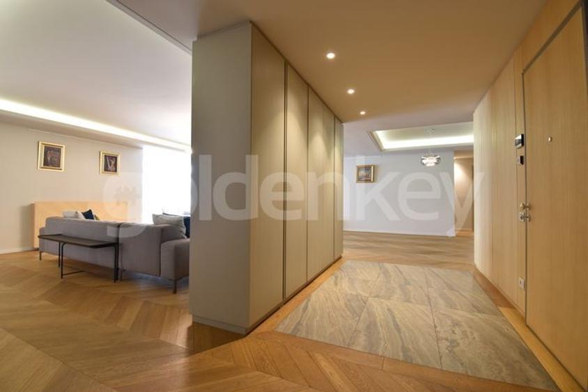 Apartament premium cu 4 camere 24mp terase